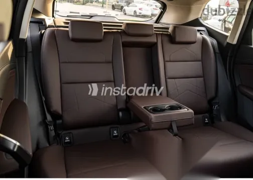 بي ام دبليو اى اكس 1 2025 أبيض جديدة للبيع - 9