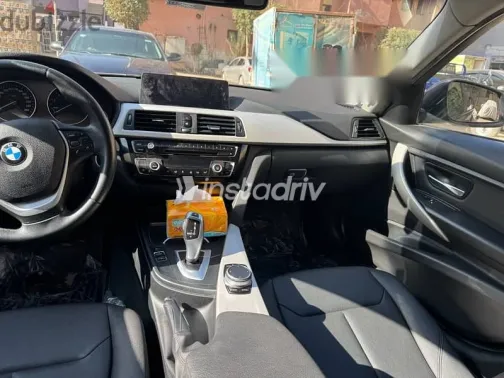 بي ام دبليو 318 2019 أسود مستعملة للبيع - 3
