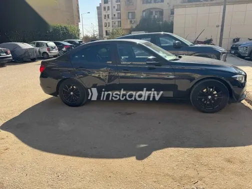بي ام دبليو 318 2019 أسود مستعملة للبيع - 6