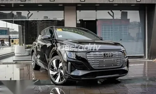 اودي Q5 2025 أسود جديدة للبيع - 1