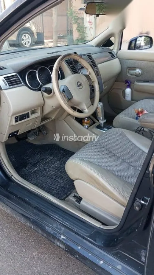 نيسان تيدا 2007 أسود مستعملة للبيع - 7