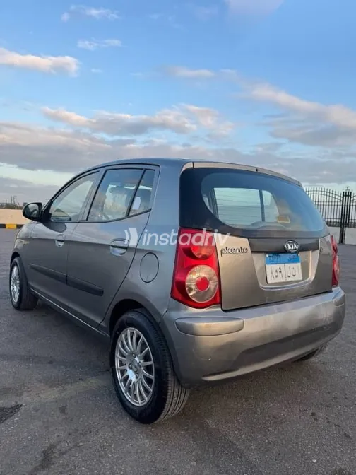 Kia Picanto 2009 Gray Used for Sale - 4