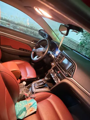 Hyundai Elantra AD 2019 White Used for Sale