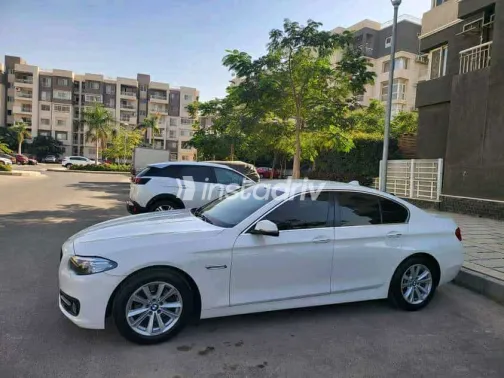 بي ام دبليو 520 2017 أبيض مستعملة للبيع - 3