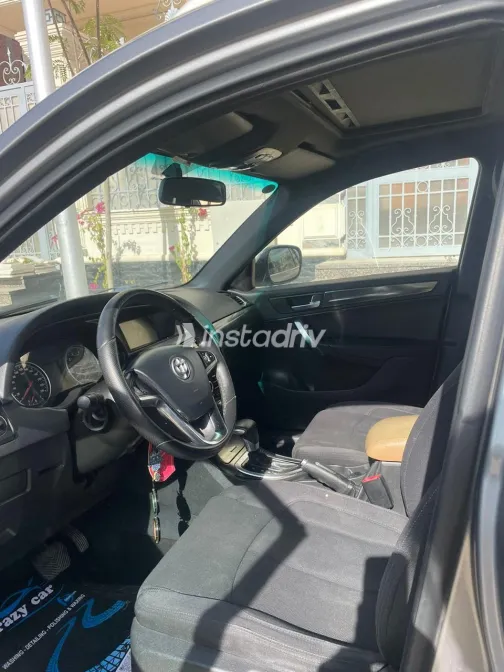 بريليانس V5 2017 أبيض مستعملة للبيع - 5