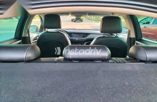 اوبل أنسيجنيا 2018 نبيتي مستعملة للبيع - 6