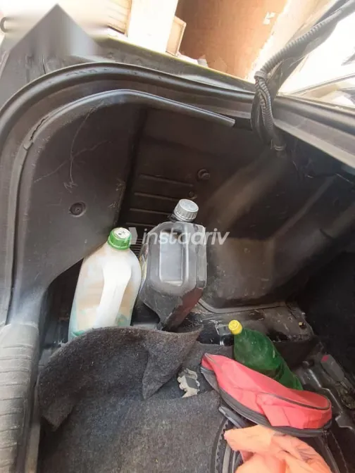 هيونداي فيرنا 2015 أصفر مستعملة للبيع - 10