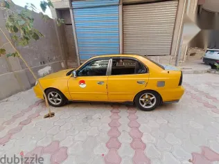 هيونداي فيرنا 2015 أصفر مستعملة للبيع