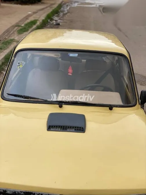 فيات 127 1982 أصفر مستعملة للبيع - 1