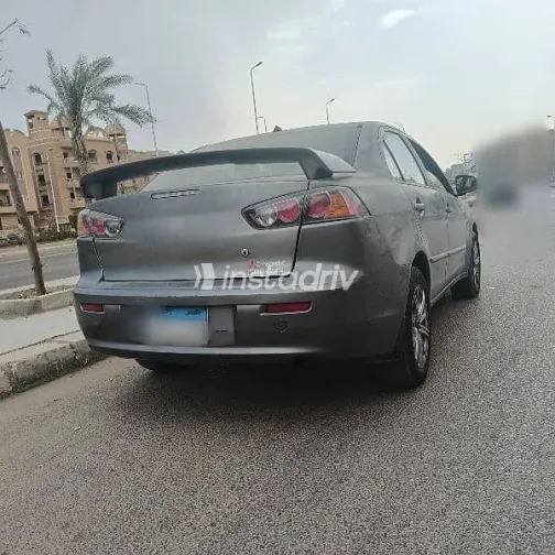ميتسوبيشي لانسر 2016 رمادي مستعملة للبيع - 5