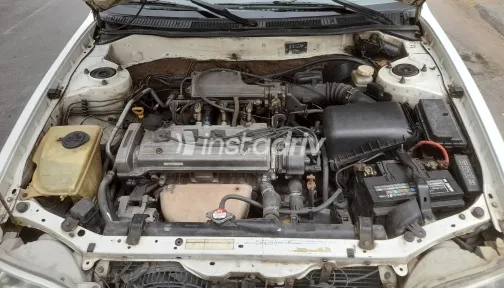 تويوتا كورولا 1999 أبيض مستعملة للبيع - 6