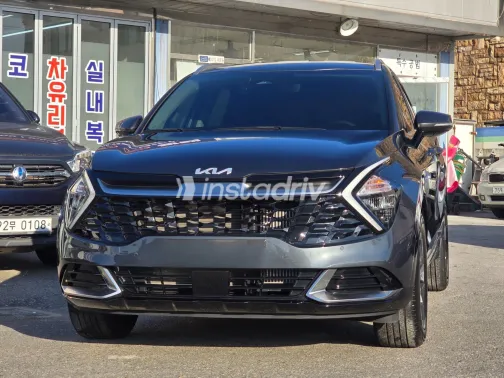 كيا سبورتاج 2024 أبيض مستعملة للبيع - 9