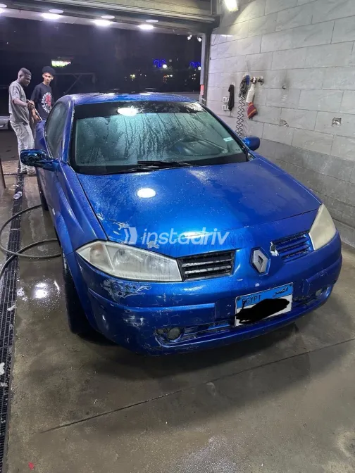 Renault Megane 2004 White Used for Sale - 1