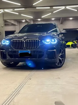 بي ام دبليو X5 2023 رمادي مستعملة للبيع