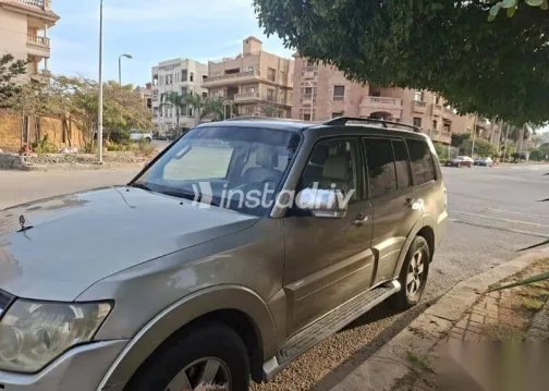 Mitsubishi Pajero 2008 Beige Used for Sale - 2