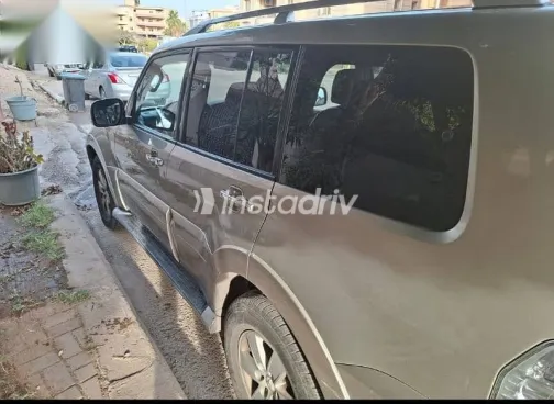 Mitsubishi Pajero 2008 Beige Used for Sale - 3
