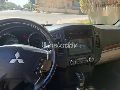 Mitsubishi Pajero 2008 Beige Used for Sale - 6