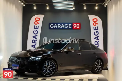 مرسيدس C 200 2024 أسود مستعملة للبيع - 2