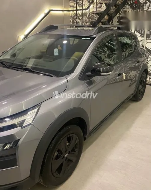 رينو كارديان 2026 رمادي مستعملة للبيع - 3