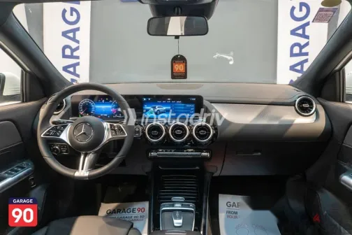 مرسيدس GLA 200 2025 أبيض مستعملة للبيع - 8