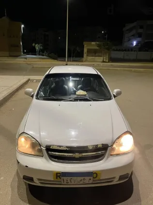 شيفروليه أوبترا 2006 أبيض مستعملة للبيع