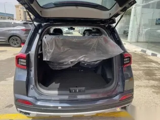 شيرى تيجو 2025 رمادي جديدة للبيع