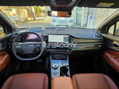 Kia Sportage 2025 White Used for Sale - 1