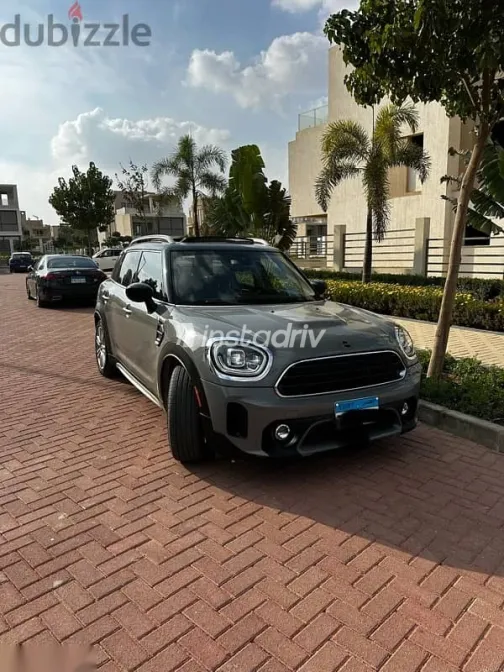 Mini Country man 2022 Gray Used for Sale - 7