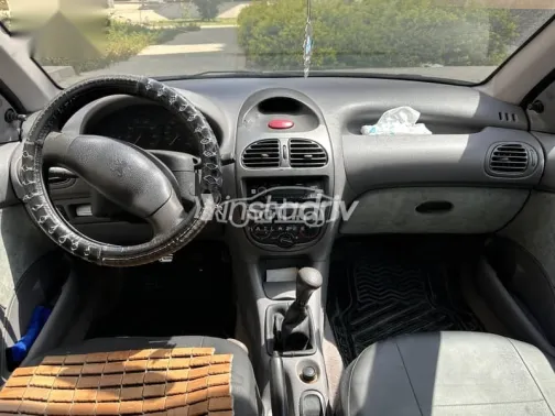 بيجو 206 2000 أخضر مستعملة للبيع - 9