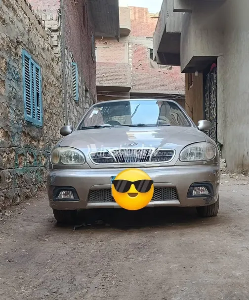 دايو لانوس 2008 ذهبي مستعملة للبيع - 1