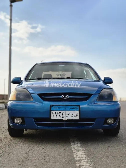 كيا ريو 2005 أزرق غامق مستعملة للبيع - 3