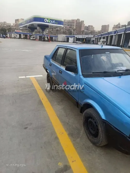فيات ريجاتا 1985 أزرق غامق مستعملة للبيع - 2