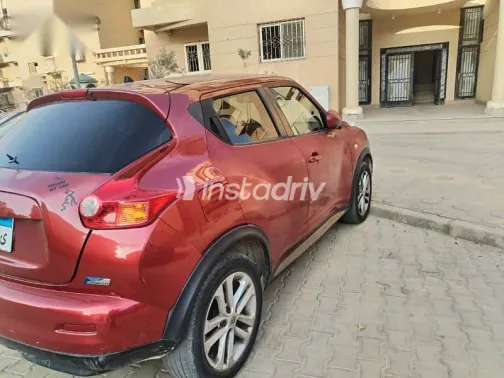 نيسان جوك 2014 أحمر مستعملة للبيع - 3