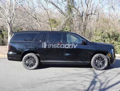 كاديلاك اسكاليد 2025 أسود جديدة للبيع - 3