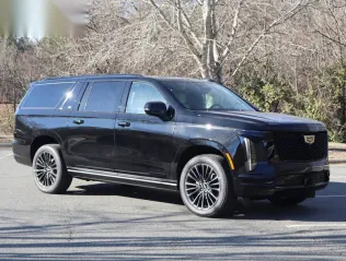 كاديلاك اسكاليد 2025 أسود جديدة للبيع