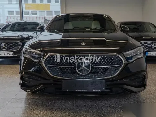 Mercedes E 200 2024 Black Used for Sale - 1
