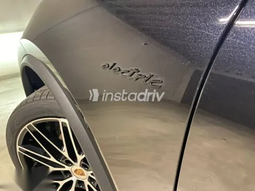 بورش ماكان 2025 أسود مستعملة للبيع - 8