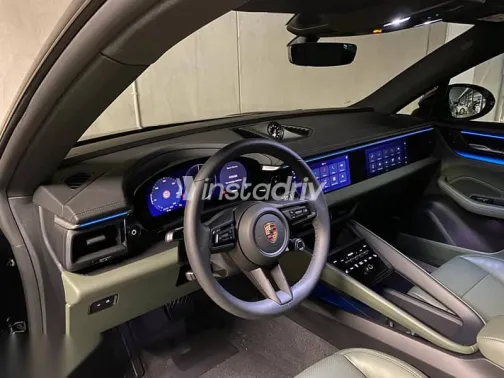 بورش ماكان 2025 أسود مستعملة للبيع - 10