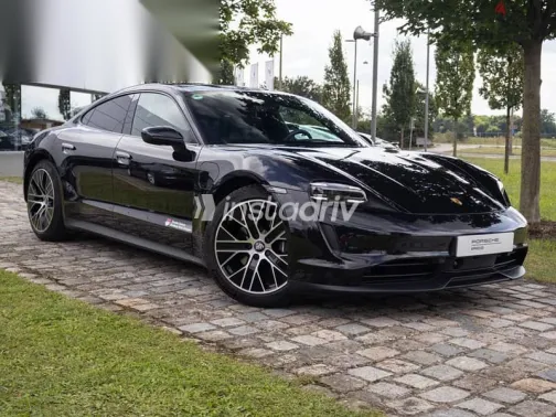Porsche Taycan 2023 Black Used for Sale - 3