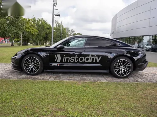Porsche Taycan 2023 Black Used for Sale - 6