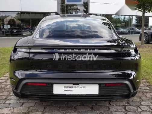 Porsche Taycan 2023 Black Used for Sale - 9