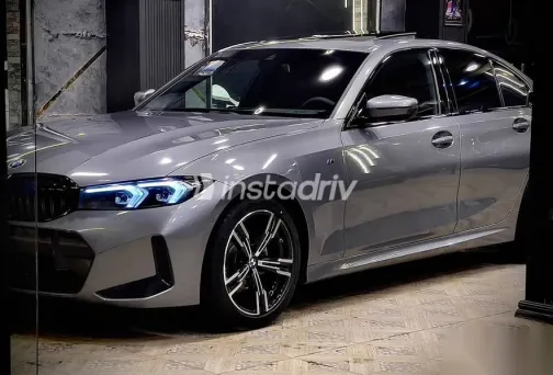 بي ام دبليو 320 2024 رمادي جديدة للبيع - 10