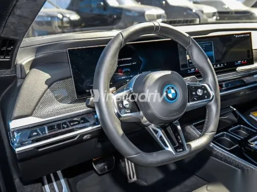 بي ام دبليو اى 7 2024 أسود مستعملة للبيع - 4