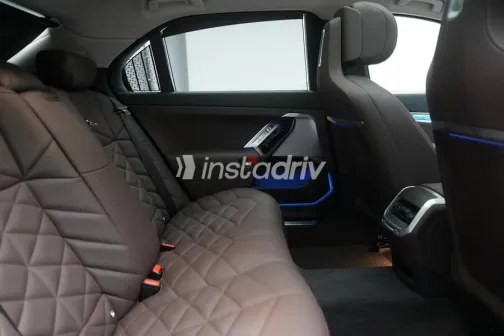 بي ام دبليو اى 7 2024 أسود مستعملة للبيع - 7