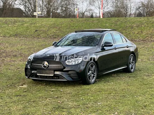 Mercedes E 200 2023 White Used for Sale - 1