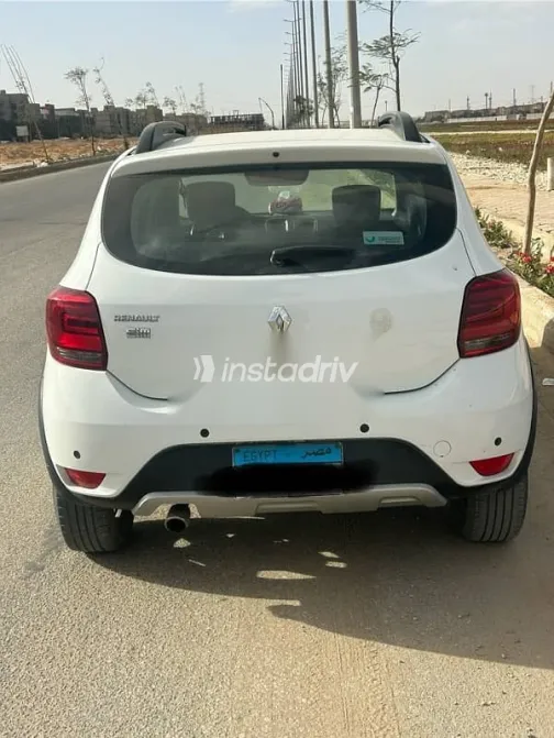 رينو سانديرو 2022 أبيض مستعملة للبيع - 4