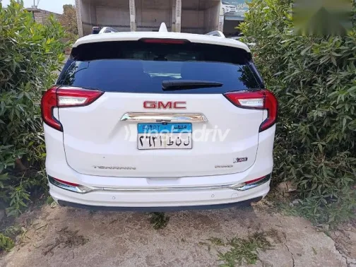 جى ام سى ترين 2022 أبيض مستعملة للبيع - 4