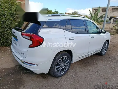 جى ام سى ترين 2022 أبيض مستعملة للبيع - 7