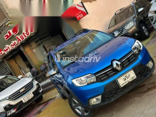 رينو سانديرو 2019 أزرق غامق مستعملة للبيع - 2