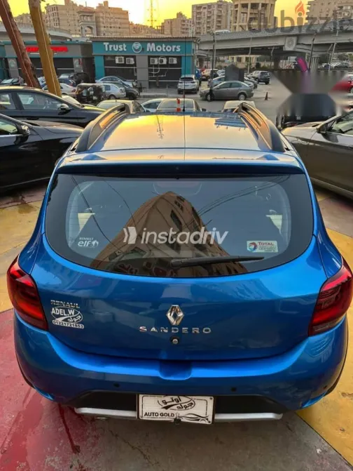 رينو سانديرو 2019 أزرق غامق مستعملة للبيع - 5